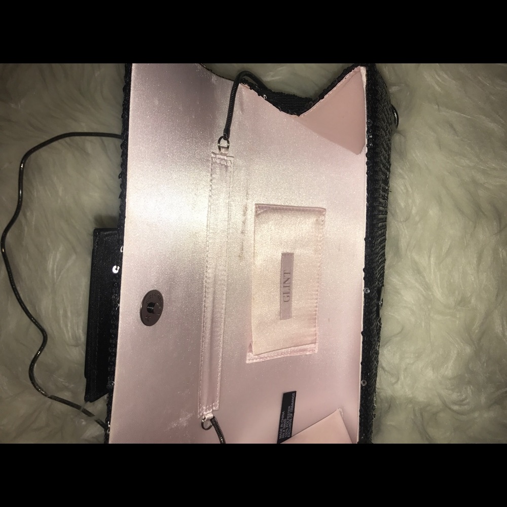 Purse - Picture 2 of 4